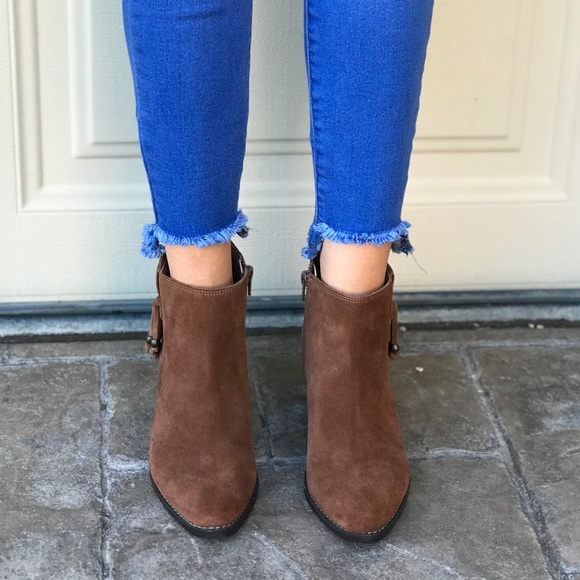 NIB Decades Cognac Suede Tassel Western Booties - Picture 7 of 7